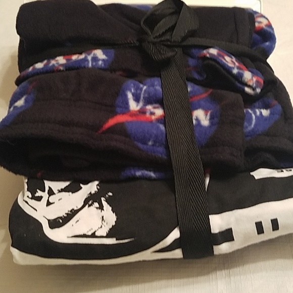 Mens 2 piece sleep set - Picture 3 of 4